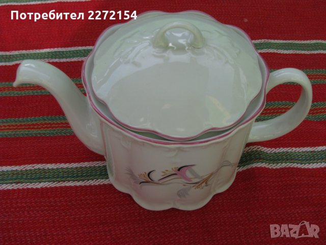 Порцеланов чайник, снимка 2 - Антикварни и старинни предмети - 35281761