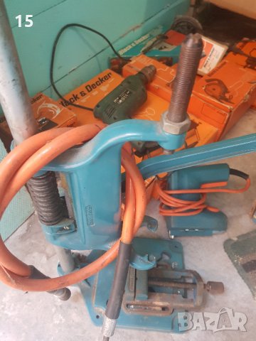 Комплект Black & Decker + Meister Craft 450W 13мм. MSB450, снимка 3 - Бормашини - 33413132