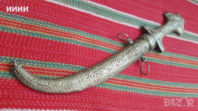 Сребърна кама ханджар