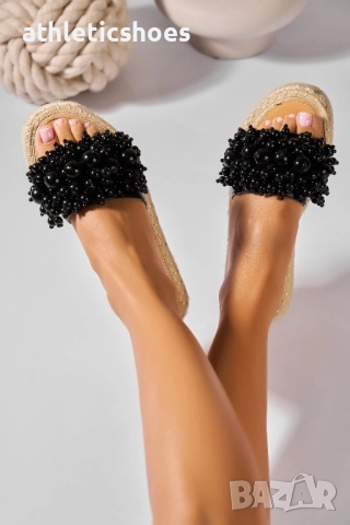 Чехли на платформа с  красиви перли в бяло и черно, снимка 5 - Чехли - 50837264