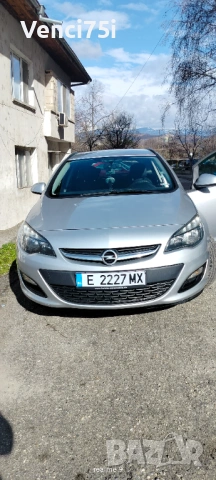 Опел Астра J 