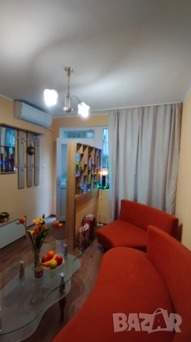 СОБСТВЕНИК отдава под наем обзаведен партерен етаж от КЪЩА в кв. Кръстова вада, гр. София