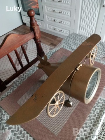 Продавам самолет-часовник.Работещ.Германия.Размерите са на снимките., снимка 2 - Други - 43141852
