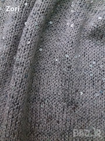 Светлосива блуза рехаво памучно плетиво със сребристи пайети, снимка 2 - Блузи с дълъг ръкав и пуловери - 32476870