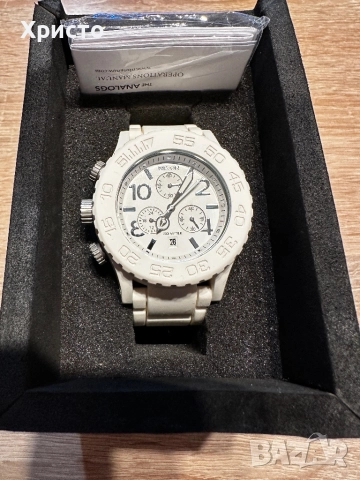 Часовник Nixon 42-20 чисто нов !, снимка 9 - Мъжки - 52585957