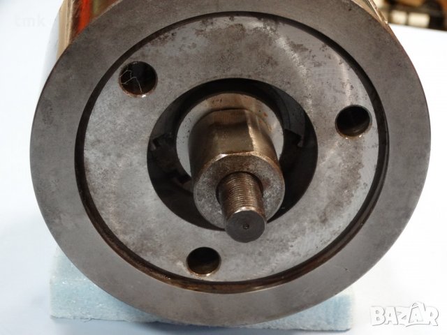 Клинозатегателен патронник NILLES Ф160 mm, снимка 6 - Резервни части за машини - 27388660