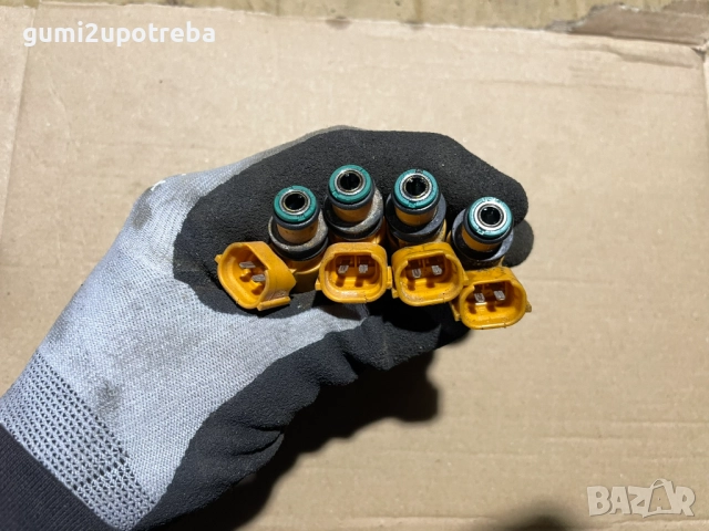 Горивни Инжектори 1902 72527 Toyota GT86 2018 Subaru BRZ, снимка 3 - Части - 52830028