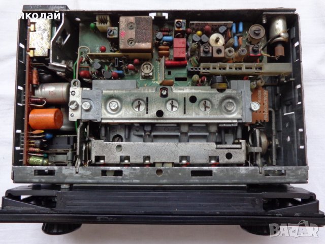 Ретро авторадио марка Blaupunkt Frankfurt  FTZ Nr. U 108 модел 60 те години работещо , снимка 8 - Аксесоари и консумативи - 33255453