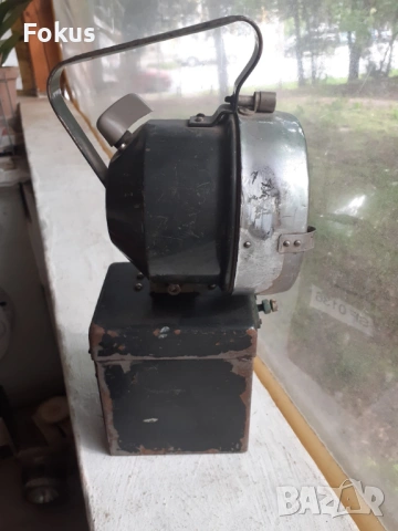 Стар немски акумолаторен фенер, снимка 2 - Антикварни и старинни предмети - 53429734