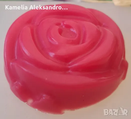 Домашни ръчно изработени ароматни сапуни с естествени съставки с различни форми и цветова, снимка 7 - Козметика за тяло - 49458248