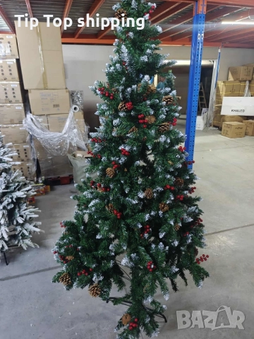 Уникална коледна елха 