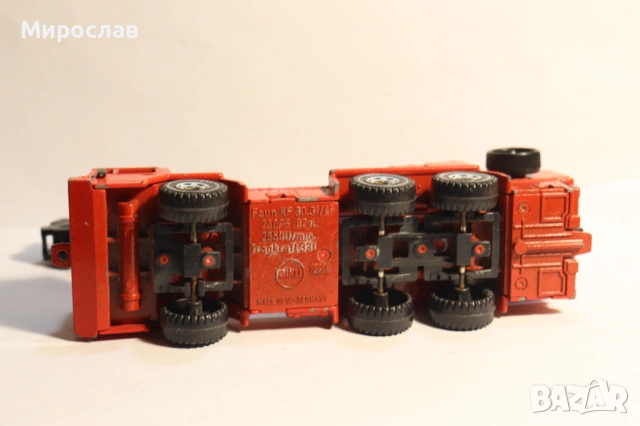 1:55?? SIKU КАМИОН ПОЖАРНА КРАН КОЛИЧКА МОДЕЛ, снимка 7 - Колекции - 53181080