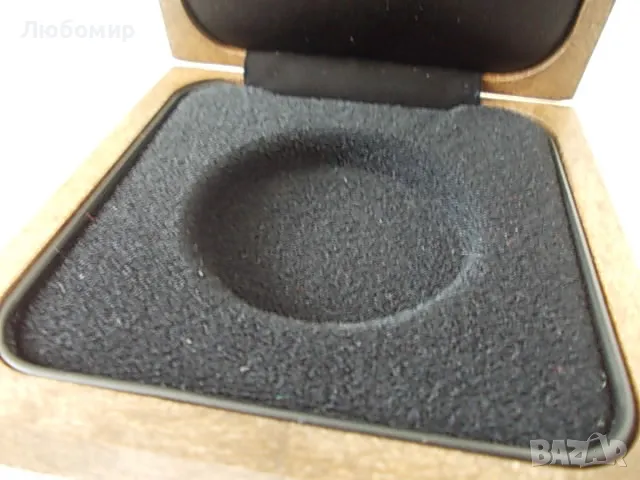 Луксозна кутия за монета UK, снимка 12 - Нумизматика и бонистика - 49403359