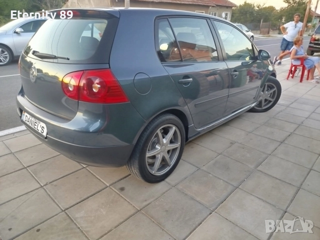 VW  Golf 5 1.9 tdi , снимка 3 - Автомобили и джипове - 51540387