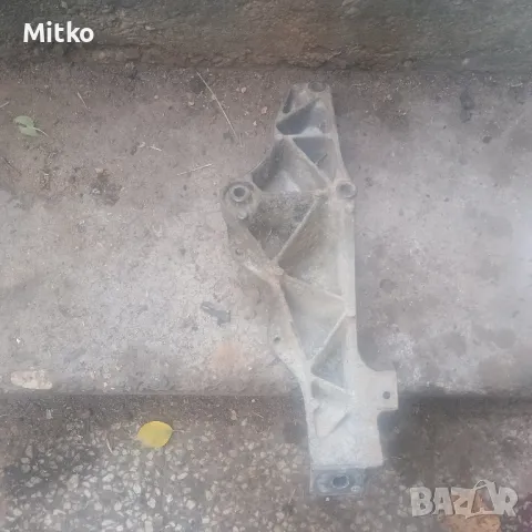 Лапа Мотор Лява За Бмв Е36 1.6И М43 / Bmw E36 1.6I M43, снимка 2 - Части - 47544904