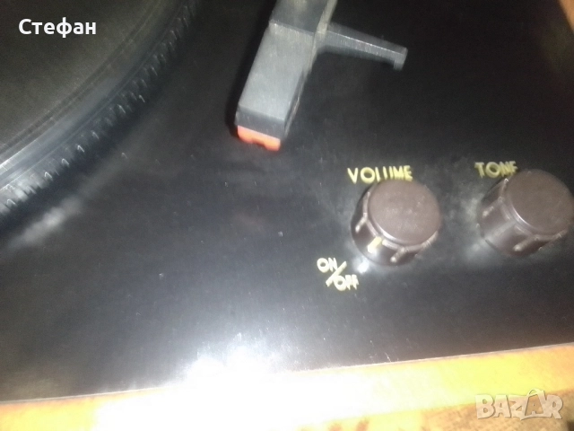Грамофон със вградени говорители и усилвател в куфар , снимка 7 - Грамофони - 51867718