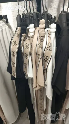 Guess дамски комплекти Различни цветове , снимка 16 - Комплекти - 49275996