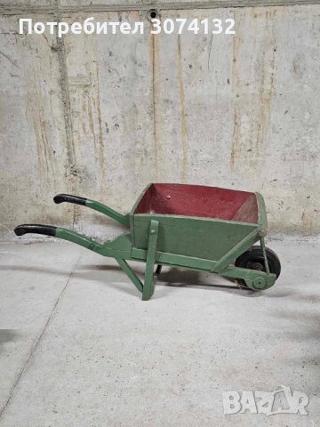 Ретро количка от дърво, снимка 3 - Секции и витрини - 44119027