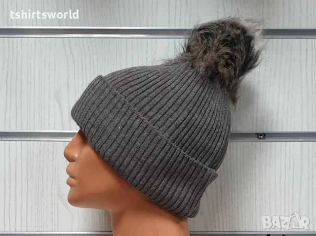 Нова зимна топла дамска шапка Silver Star в светлокафяв цвят с пух/помпон, снимка 4 - Шапки - 47926700