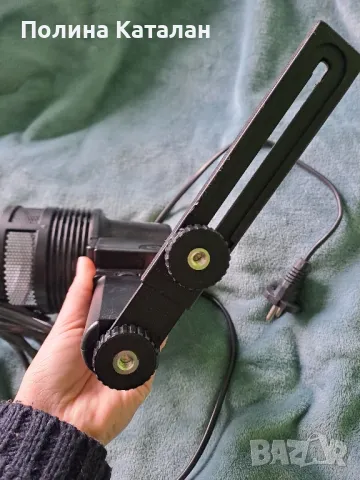 Халогенна лампа Osram, снимка 3 - Светкавици, студийно осветление - 49867448