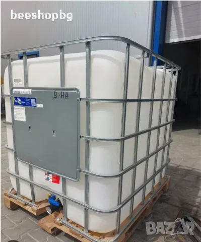 Бидон за вода 1 тон, резрвоар 1м3 с мет.решетка.