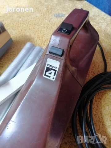 Малка прахосмукачка-старо производство, снимка 2 - Прахосмукачки - 52863891