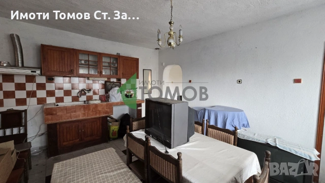 Здрава триетажна къща в гр. Гълъбово, снимка 11 - Къщи - 53510021