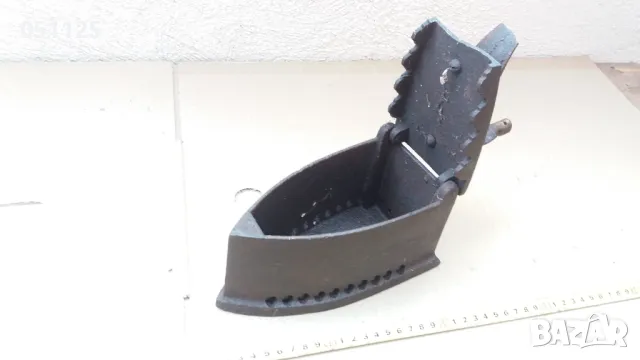 стара ютия на въглища , снимка 5 - Антикварни и старинни предмети - 48200933