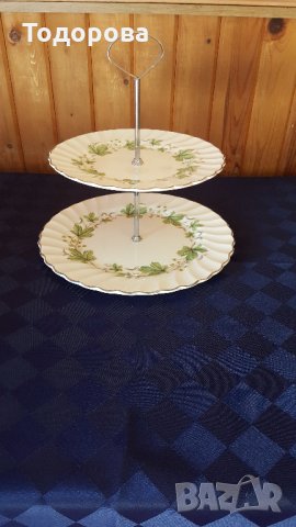 Порцеланов поднос