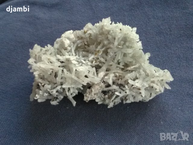 №94 Зелен кварц, кварцова друза с хапкопирит и сфалерит, Родопите, , снимка 1