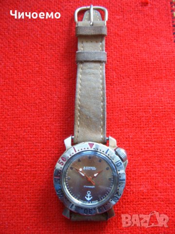 Стари мъжки ръчни  часовници  СССР ера Восток командирски, снимка 7 - Антикварни и старинни предмети - 37419968