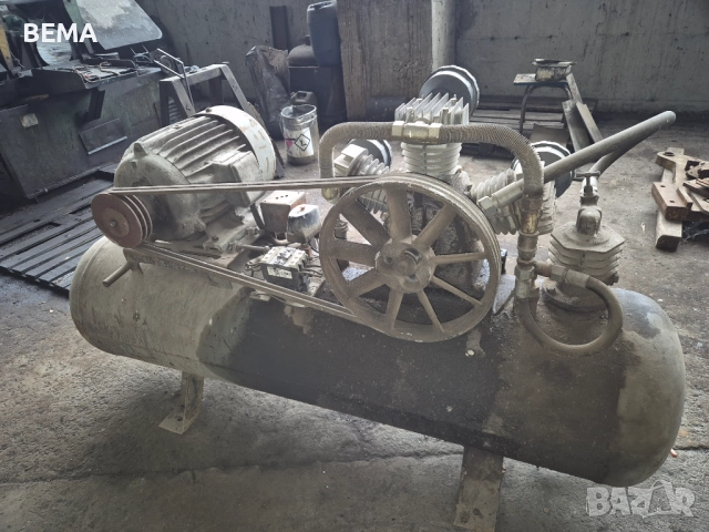 Компресор за въздух 300л.