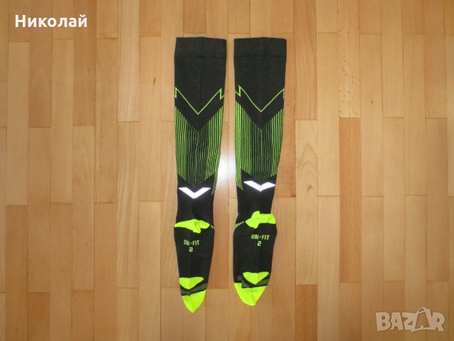 nike elite hyper lightweight compression socks black volt , снимка 7 - Дамски чорапи - 32541186