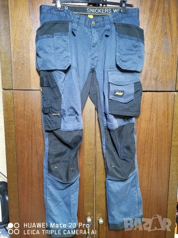 Snickers 50, модел 6241. 