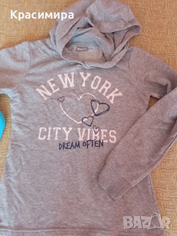 Два броя суичери 146/152 см., снимка 10 - Детски анцузи и суичери - 38277469