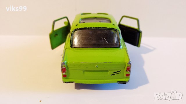 Trabant 601 Welly 43654 - Мащаб 1:34-39, снимка 4 - Колекции - 44042145