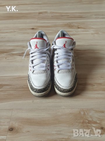 Оригинални кецове Nike Air Jordan 3 Retro White Cement (GS), снимка 4 - Кецове - 40080043