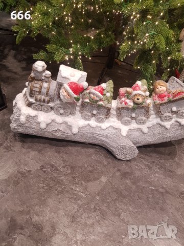 Коледна фигурка, снимка 2 - Декорация за дома - 43117779
