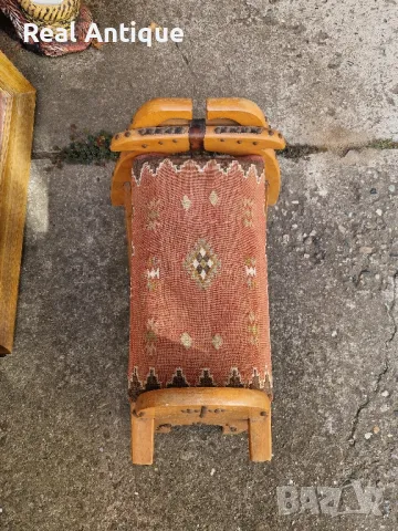 Чудесна стара антикварна табуретка тип камилско седло , снимка 3 - Антикварни и старинни предмети - 47261376