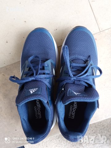 маратонки адидас нови