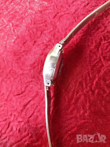 Стар дамски часовник , снимка 4 - Колекции - 36630417