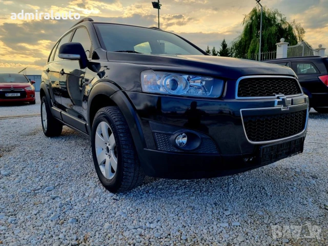 Chevrolet Captiva 2.4 I Facelift 168ks.Navi, снимка 4 - Автомобили и джипове - 50917501