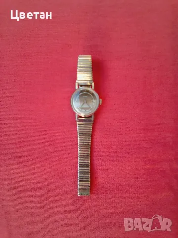 руски дамски ръчен часовник Заря, снимка 3 - Дамски - 49097318