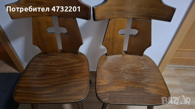 Продавам два масивни немски стола