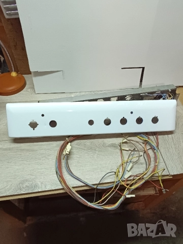 Готварска печка индезит mod: K6M5 части 6 вида В, снимка 5 - Печки, фурни - 51949463