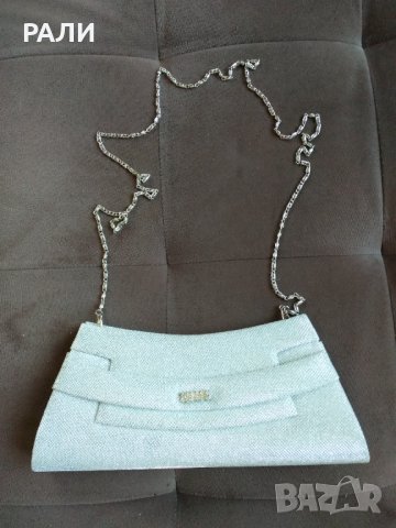  Дамска чанта, снимка 2 - Чанти - 9052574