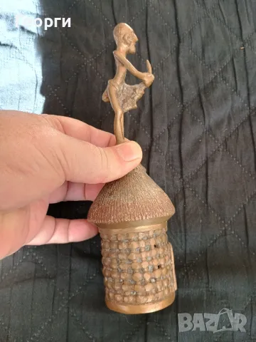 Красива бронзова камбана, снимка 4 - Антикварни и старинни предмети - 50098550