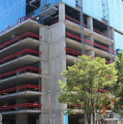 Предпазен строителен парапет / стойки за парапет, снимка 3 - Други машини и части - 32793097