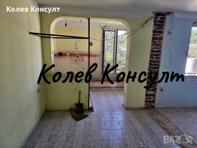 Продавам къща близнак в гр. Димитровград, снимка 5 - Къщи - 52064537