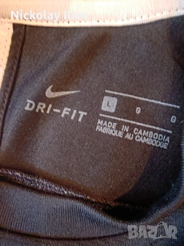 Спортен екип на Nike , снимка 3 - Спортни дрехи, екипи - 52215103